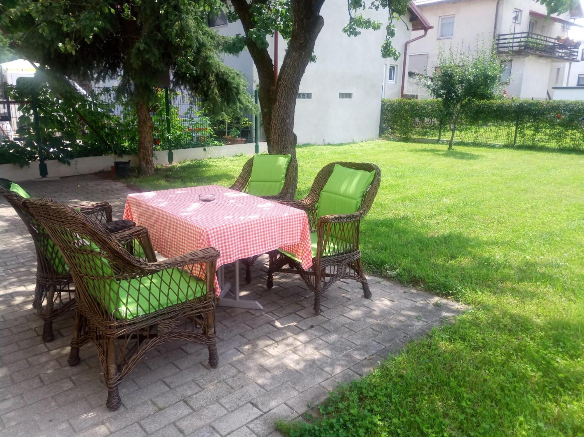 Lovely Flat, City Center With Free Parking Varaždin Esterno foto